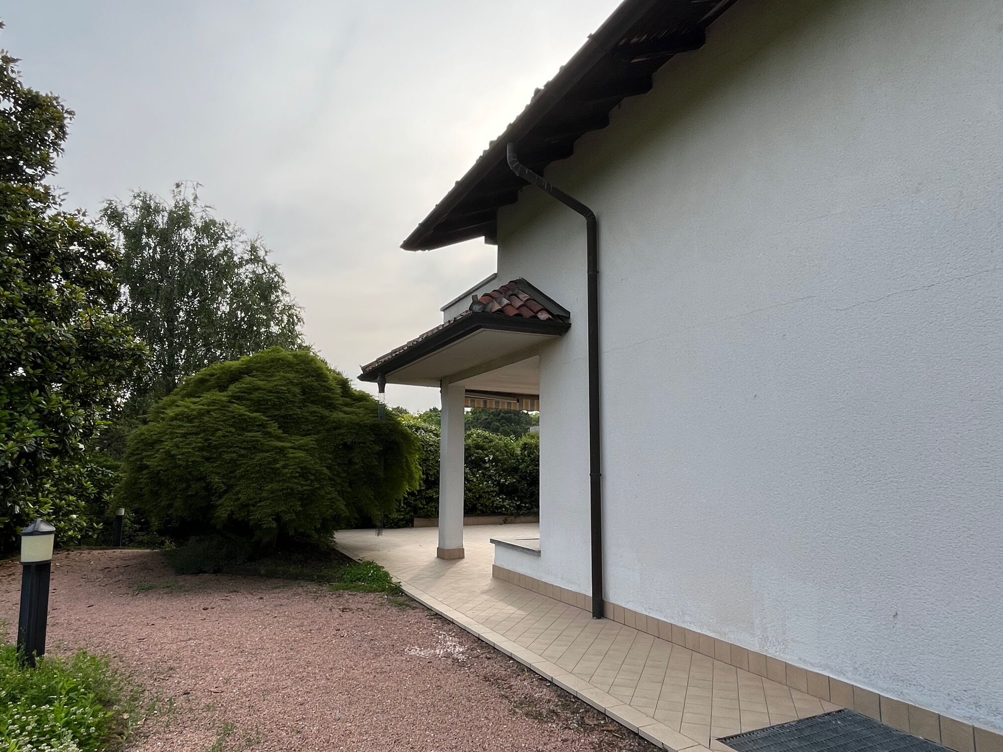 Featured image 3