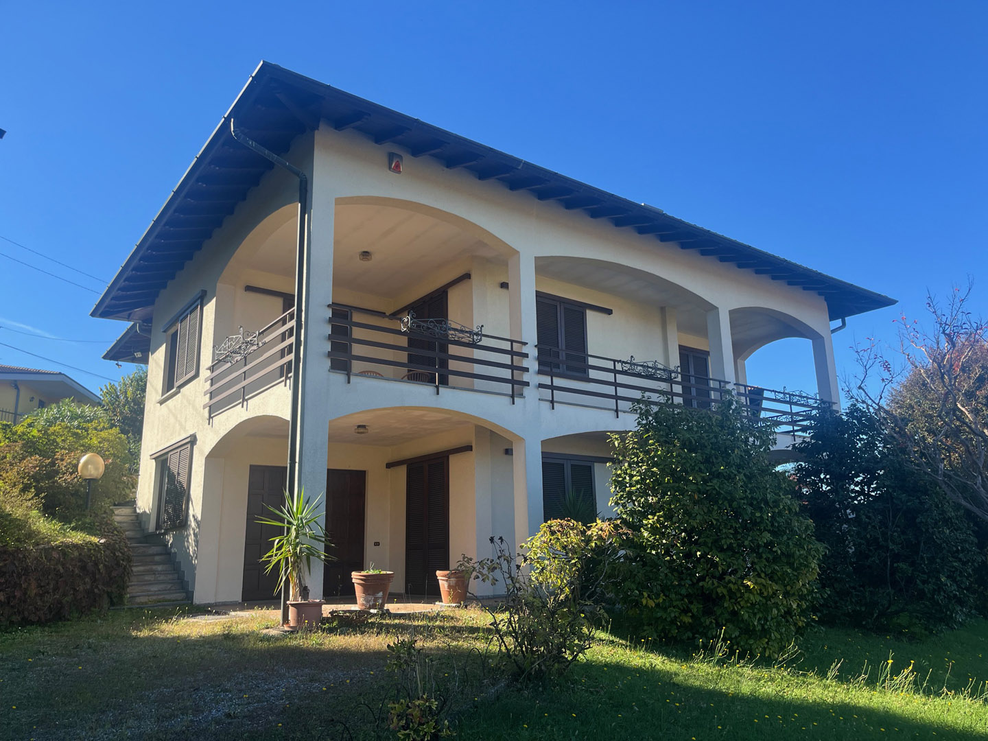 HABITAT VARESE VILLA AZZATE CENTRO VIA CADORE (30)