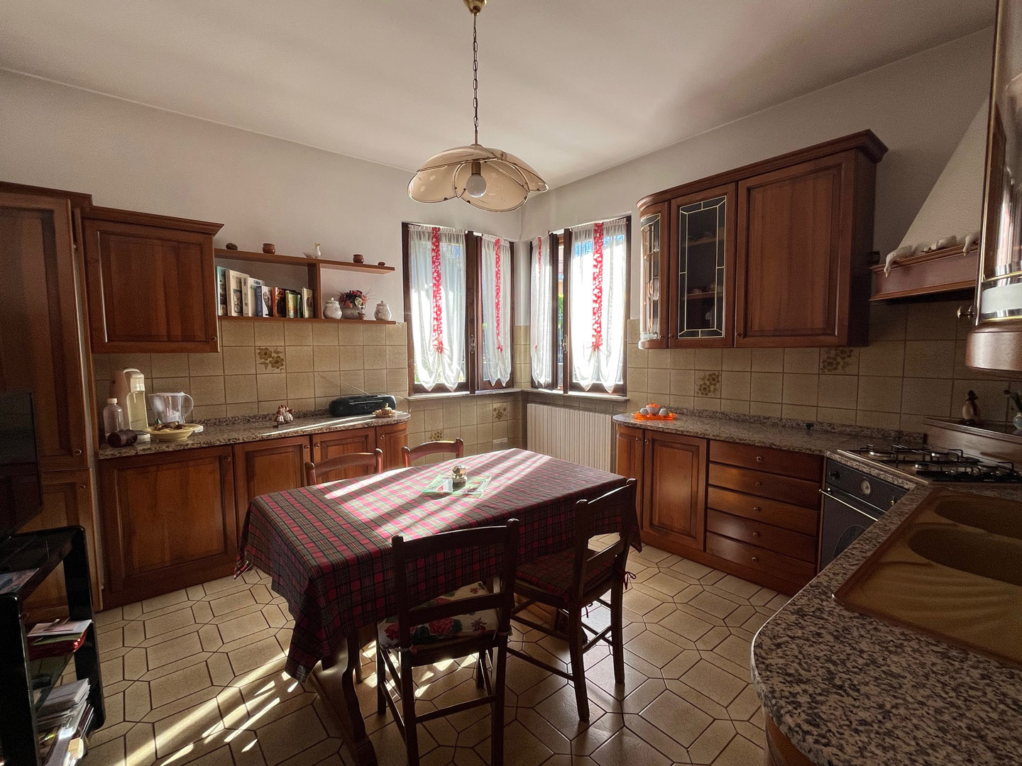 HABITAT VARESE VILLA AZZATE CENTRO VIA CADORE (34)